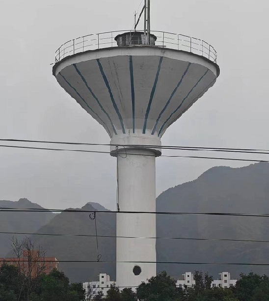 水塔拆除公司：安全至上，為城市建設(shè)提供有力支持